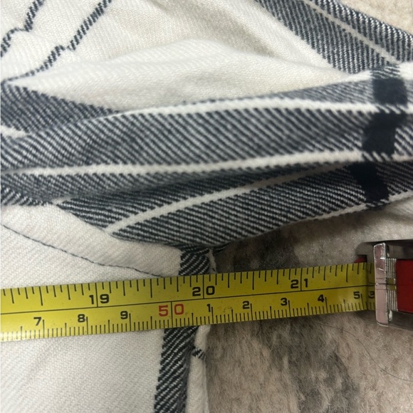 Banana Republic Flannel Button Up Shirt Black White Plaid S Soft Oversized - Picture 4 of 7